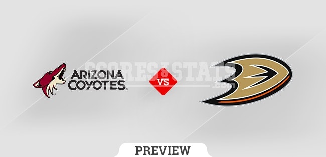 Schmaltz has hat trick to back Vejmelka in Coyotes' 5-0 win